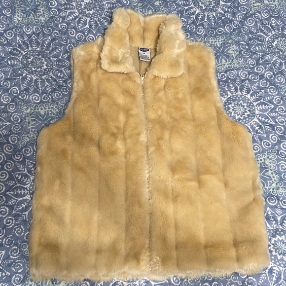 Old Navy Fur Vest - Picture 1 of 5